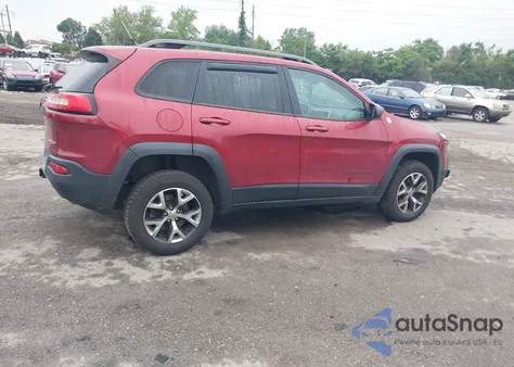 2015 Jeep Cherokee Trailhawk z USA, uszkodzony, nr VIN 1C4PJMBSXFW667469